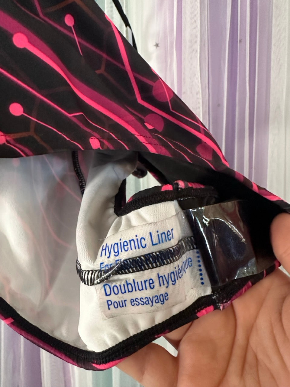 Pink Singularity Bottoms